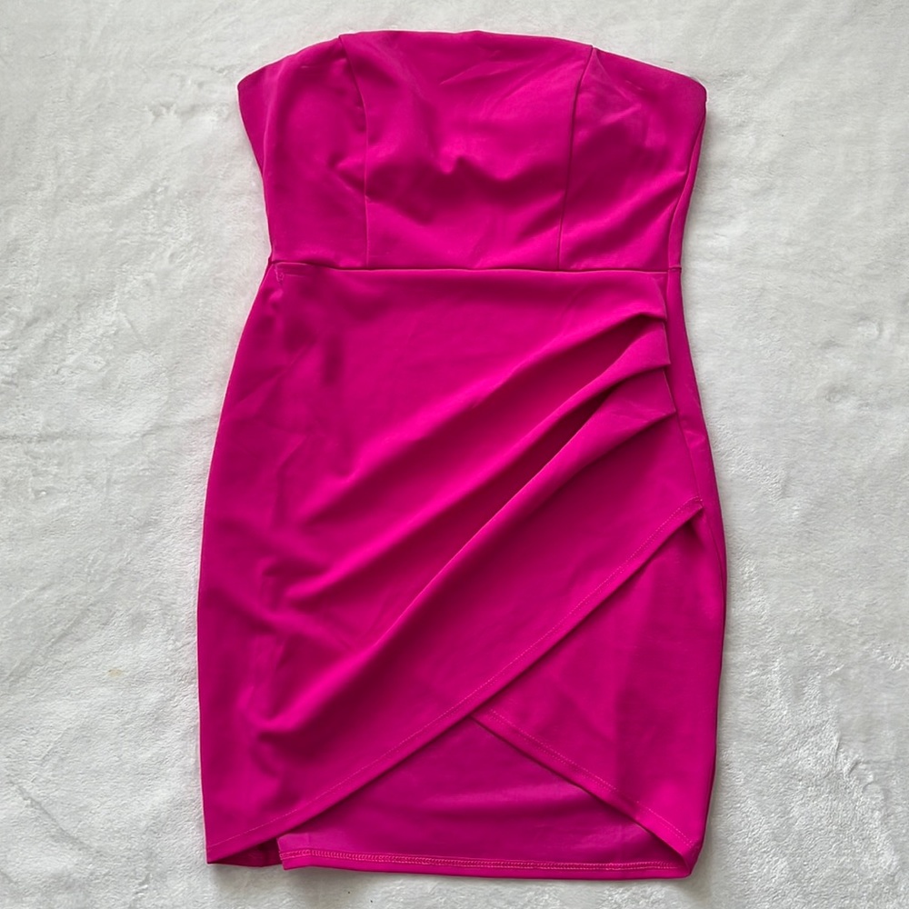 Mini Strapless Pink Dress